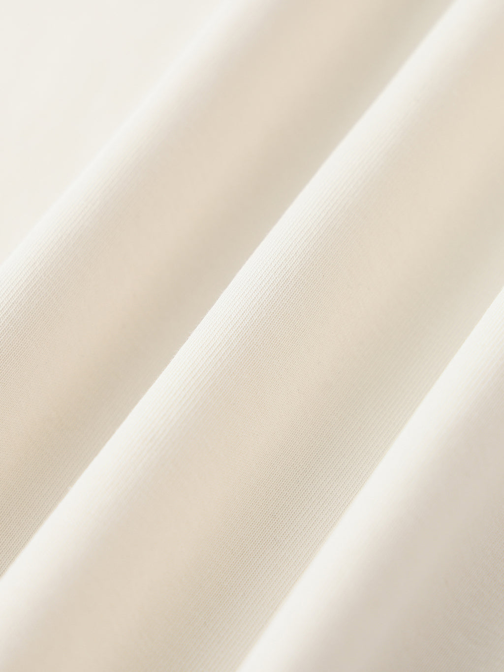 Essential Standard Shoulder T-Shirt - Leaf Collection